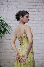 Load image into Gallery viewer, Floral Print Sleeveless Yellow Maxi Dress with Spaghetti Straps and Flared Hemline