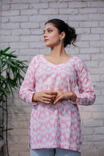 Load image into Gallery viewer, Full slave Pink floral Printed Short Kurta
